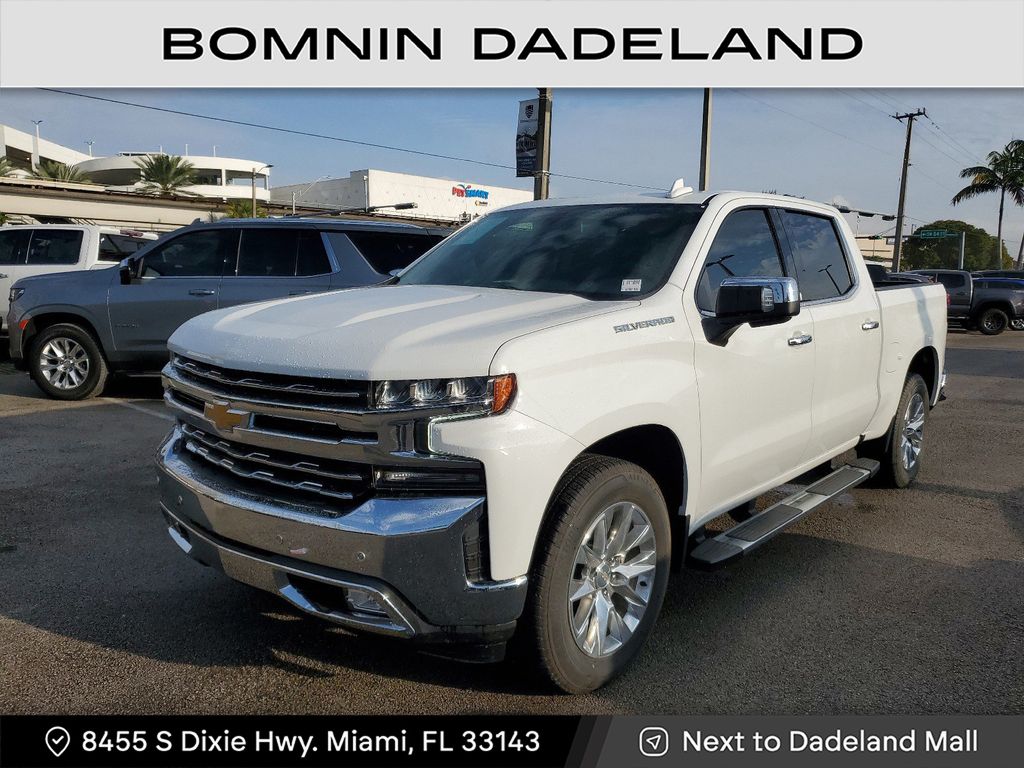 2022 Chevrolet Silverado 1500 LTZ photo 2