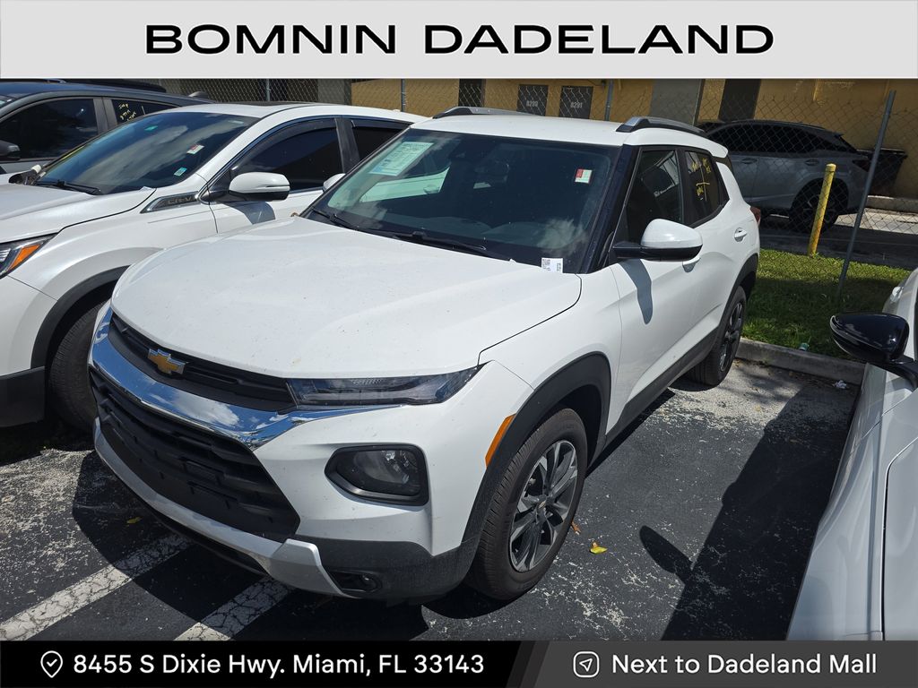 2023 Chevrolet Trailblazer LT photo 2