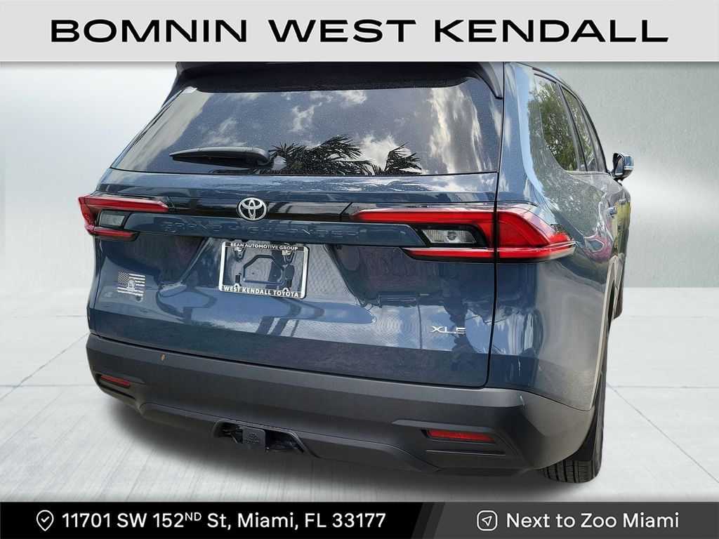 2025 Toyota Grand Highlander XLE photo 4