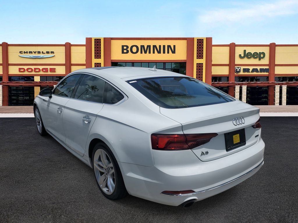 2019 Audi A5 Premium Quattro photo 4