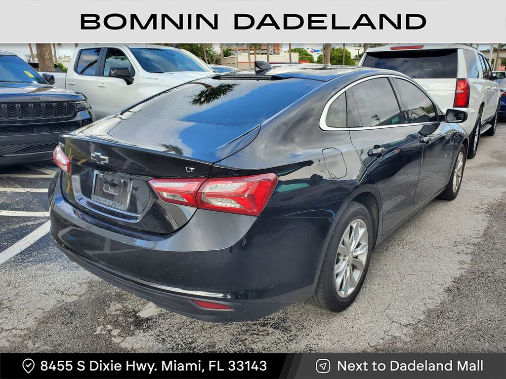 2021 Chevrolet Malibu 1LT photo 4