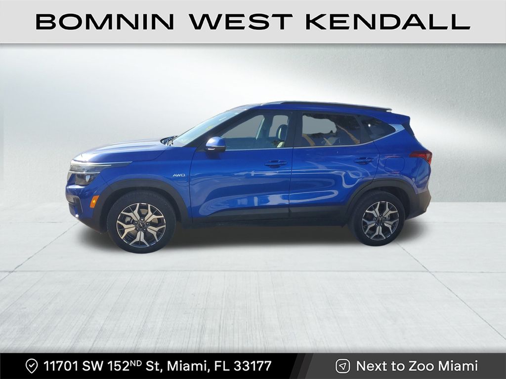 2023 Kia Seltos EX photo 3