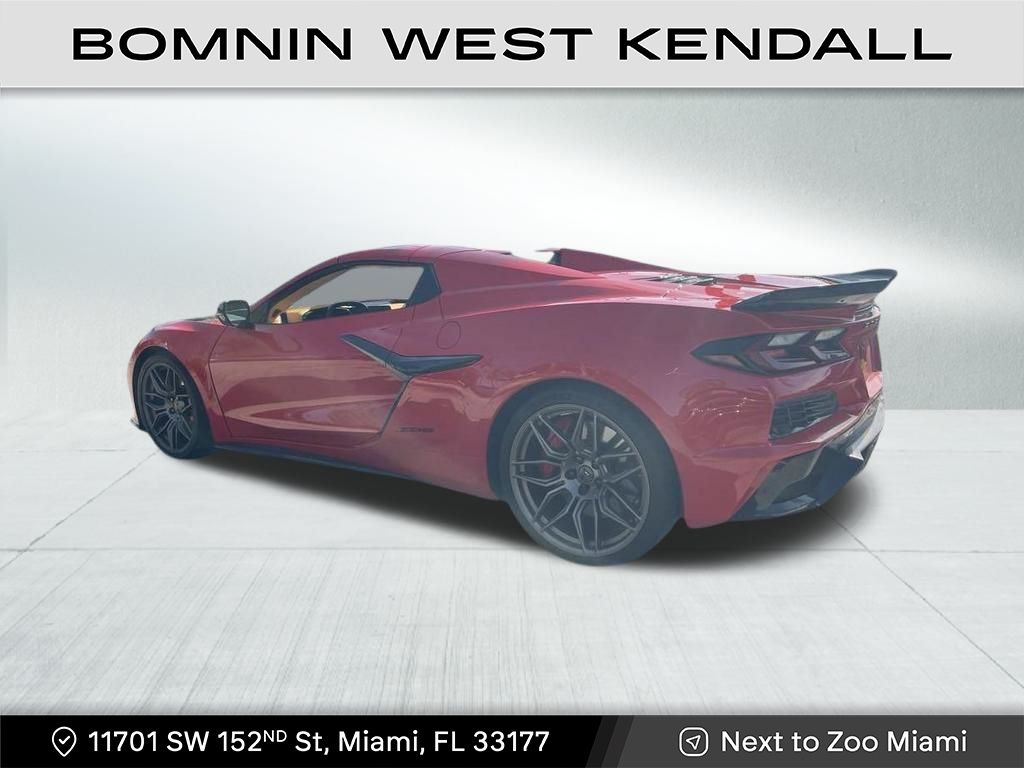 2024 Chevrolet Corvette Stingray Z06 3LZ Convertible photo 3