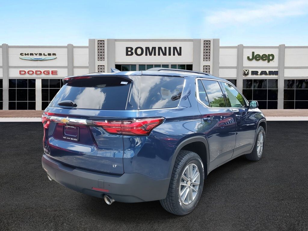 Used 2022 Chevrolet Traverse LT SUV