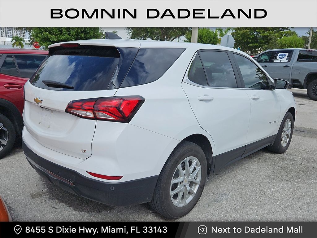 2024 Chevrolet Equinox LT photo 4