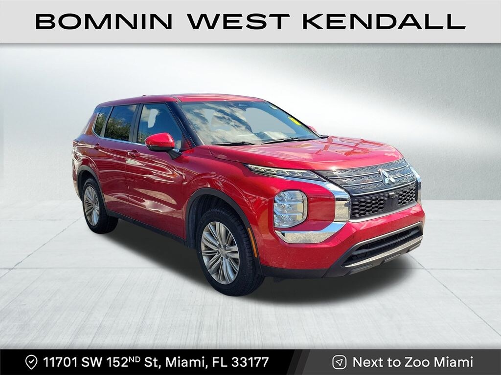 Used 2024 Mitsubishi Outlander ES SUV