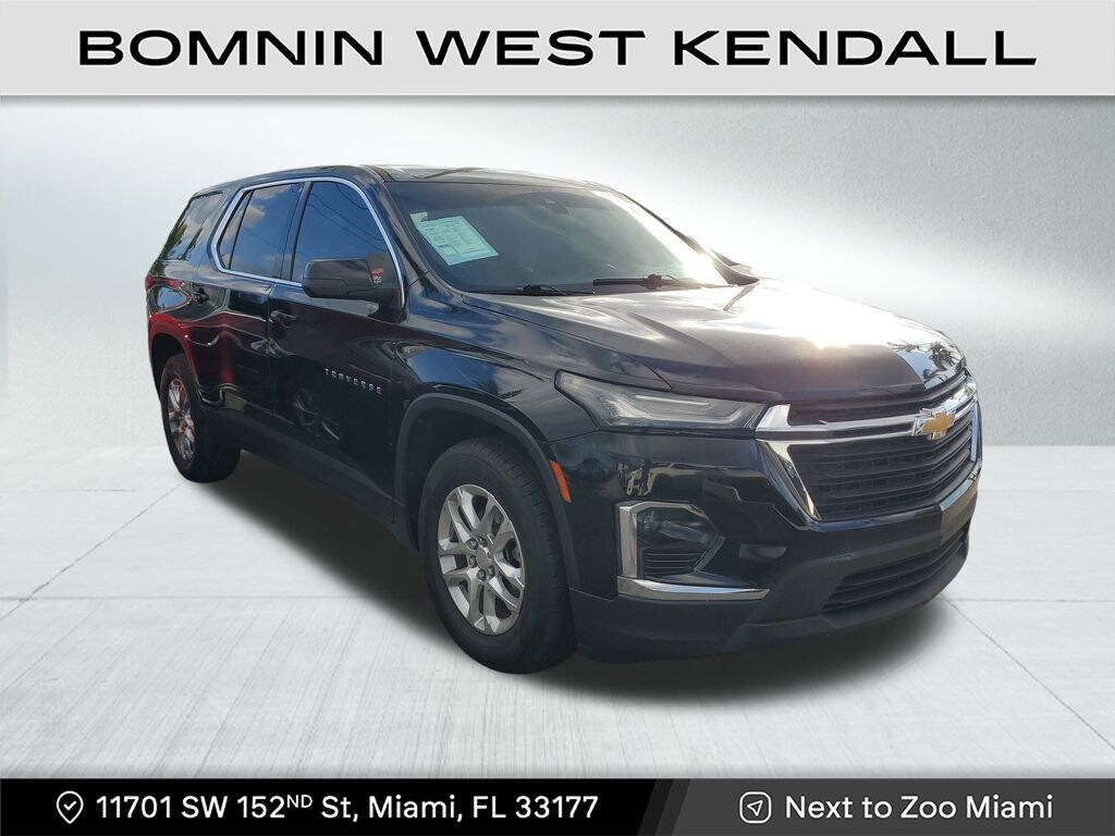 Used 2023 Chevrolet Traverse LS SUV