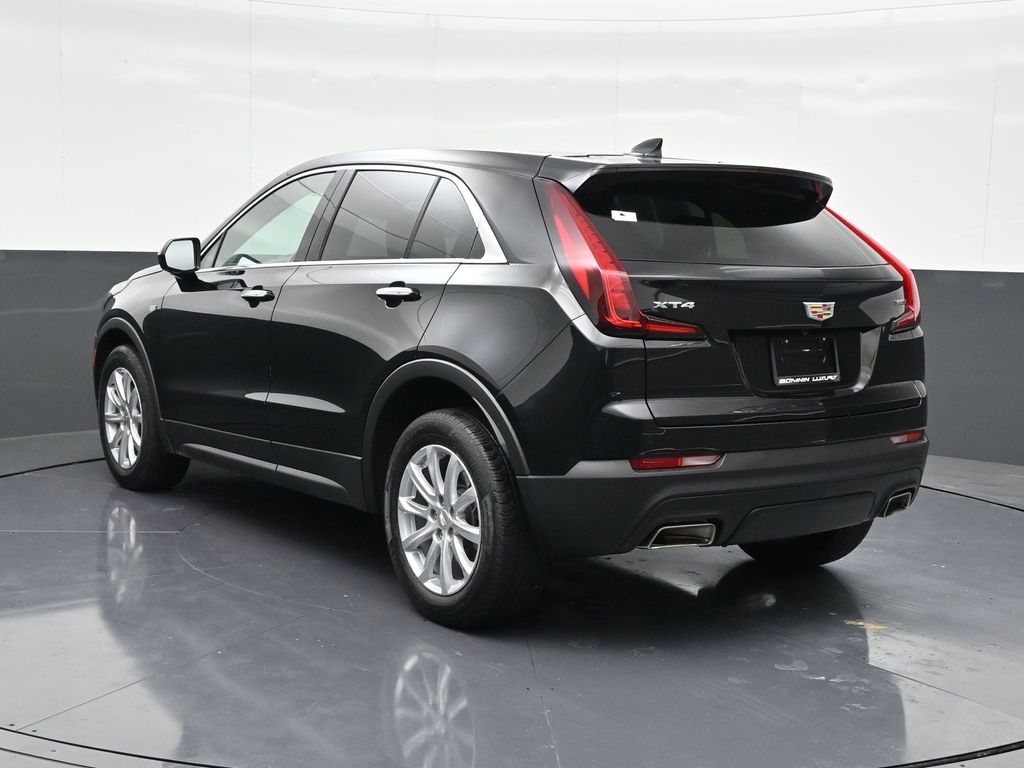 2022 Cadillac XT4 Luxury - Photo 3