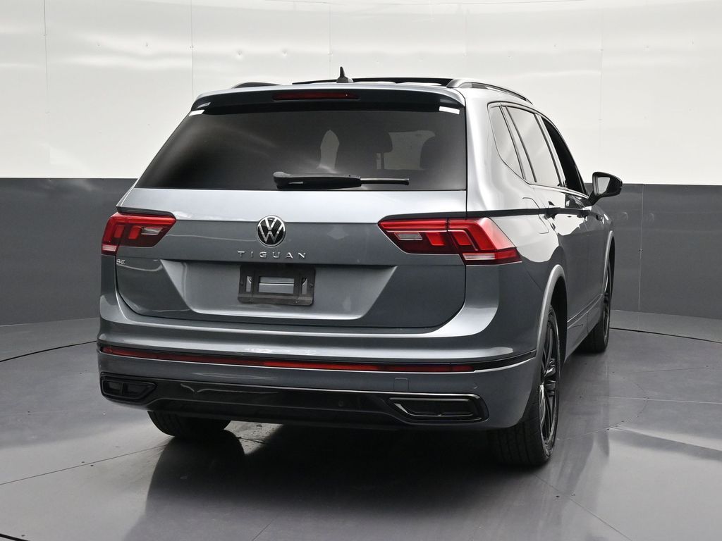 3VVCB7AX8NM081055
