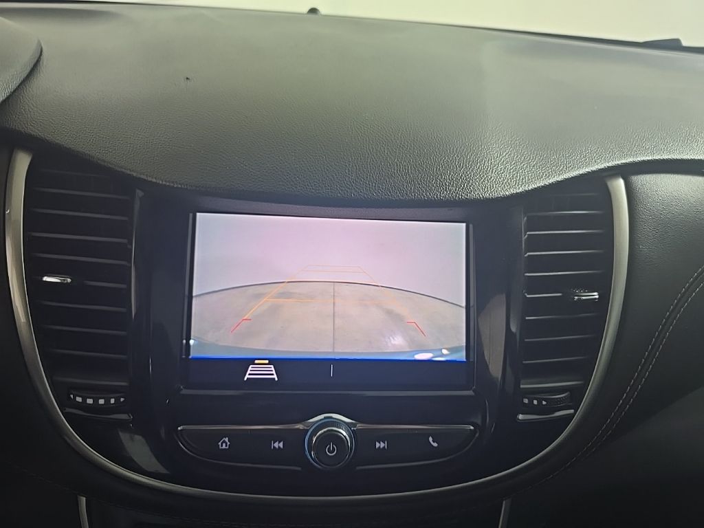 2022 Chevrolet Trax LS photo 10
