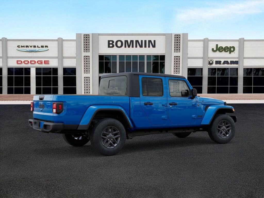 New 2026 Jeep Gladiator Sport S Pickup