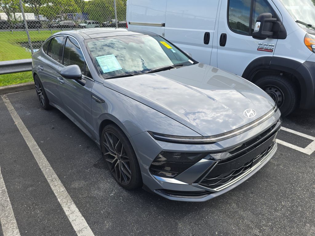 2024 Hyundai Sonata SEL Convenience photo 3