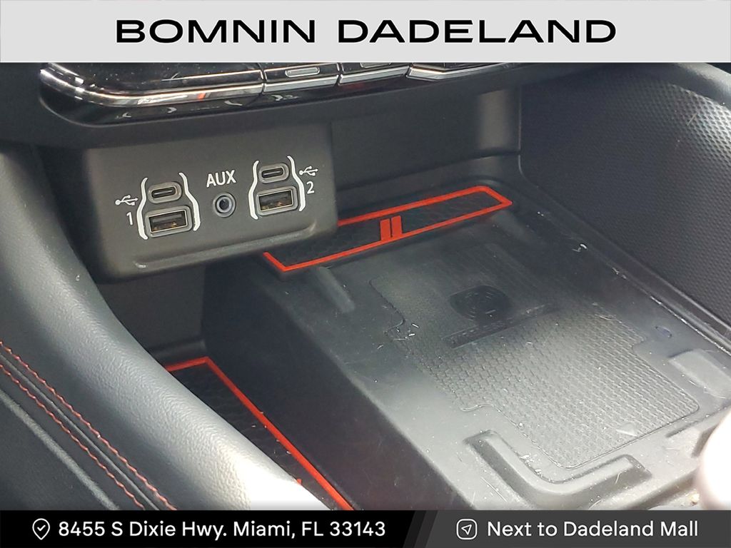 2024 Dodge Durango R/T Plus photo 26