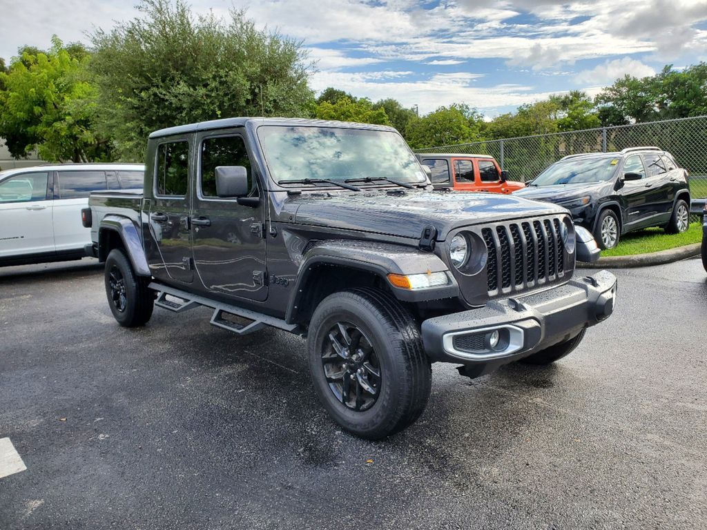 Used 2022 Jeep Gladiator Sport S with VIN 1C6HJTAG6NL116376 for sale in Miami, FL