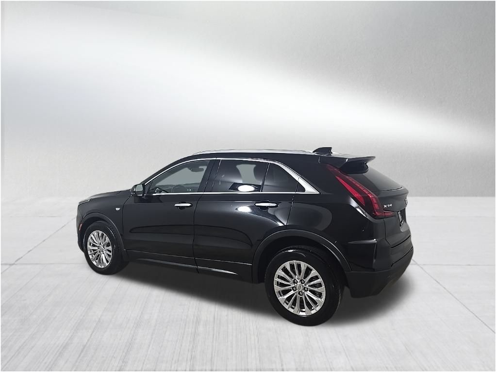 2024 Cadillac XT4 Luxury photo 4
