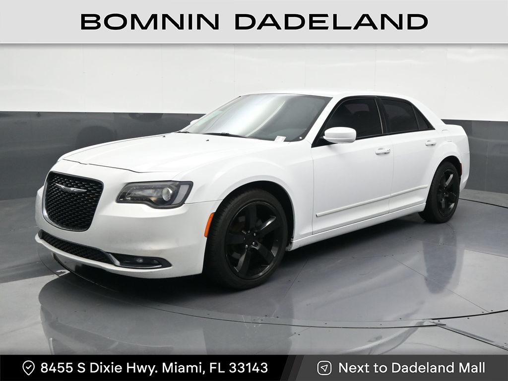 2020 Chrysler 300