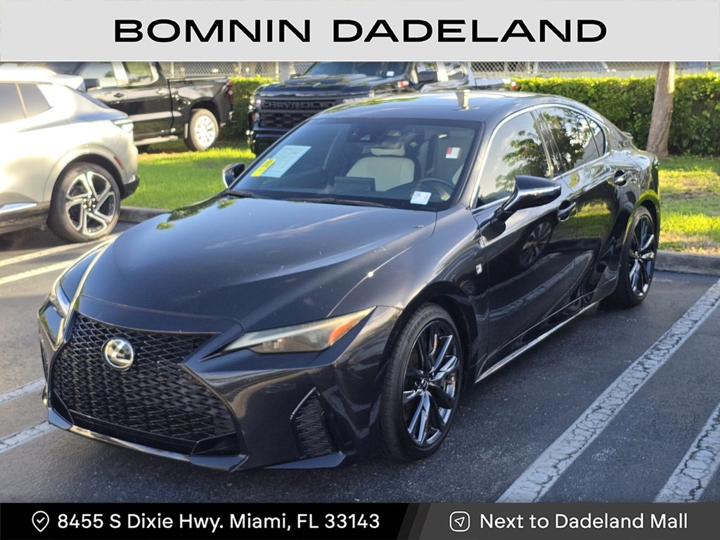 2022 Lexus IS 350 F SPORT photo 2