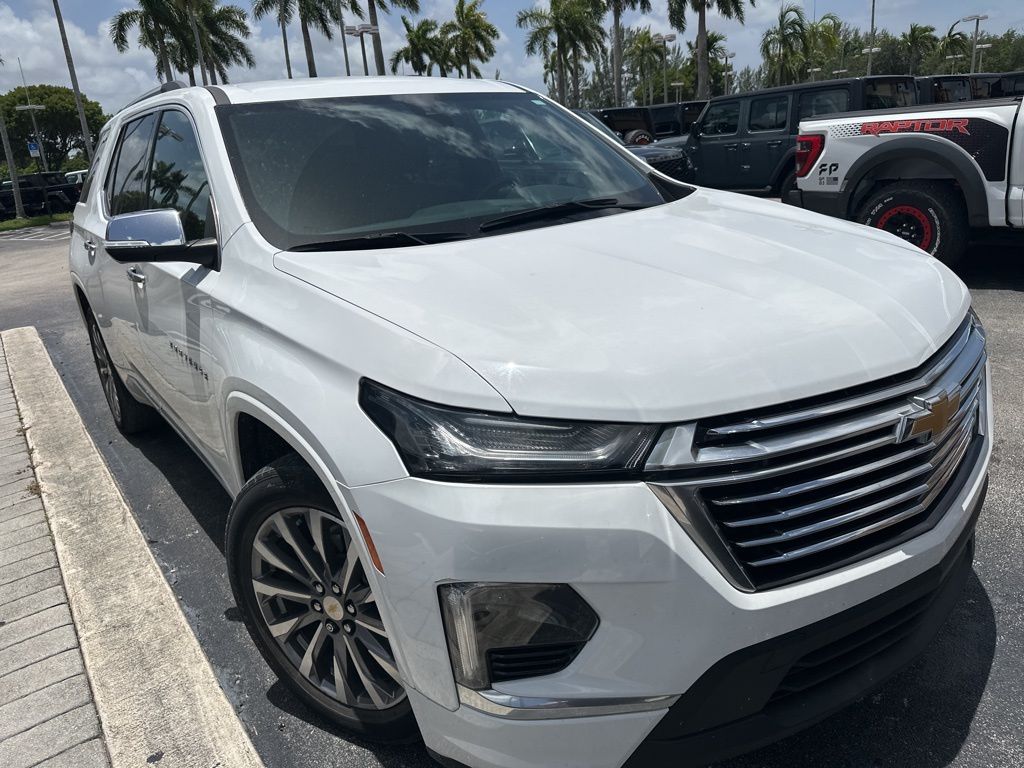 2023 Chevrolet Traverse Premier photo 3