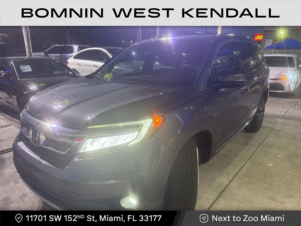 2019 Honda Pilot Touring photo 2