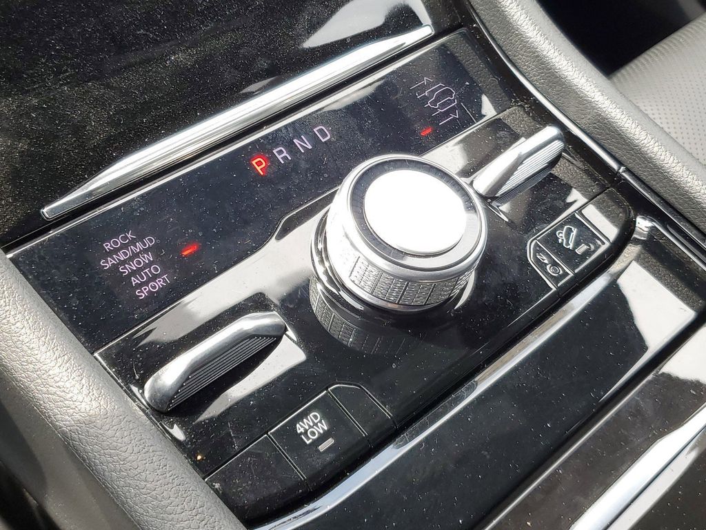 2024 Jeep Grand Cherokee Overland - Photo 24