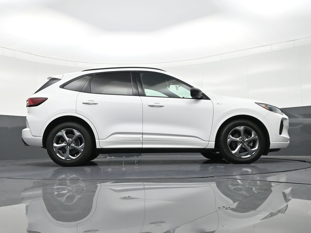 2023 Ford Escape ST-Line - Photo 28
