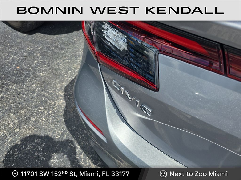 2022 Honda Civic Hatchback EX-L photo 5