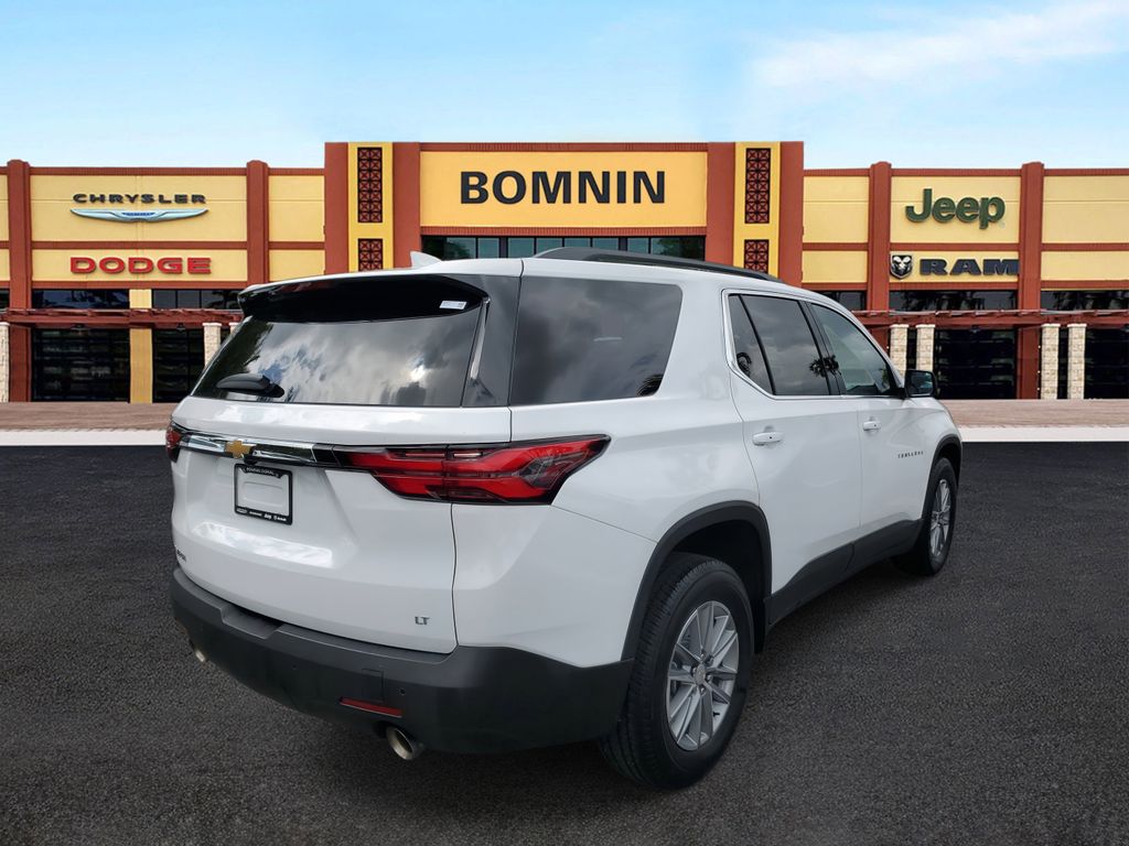 2022 Chevrolet Traverse 1LT photo 3