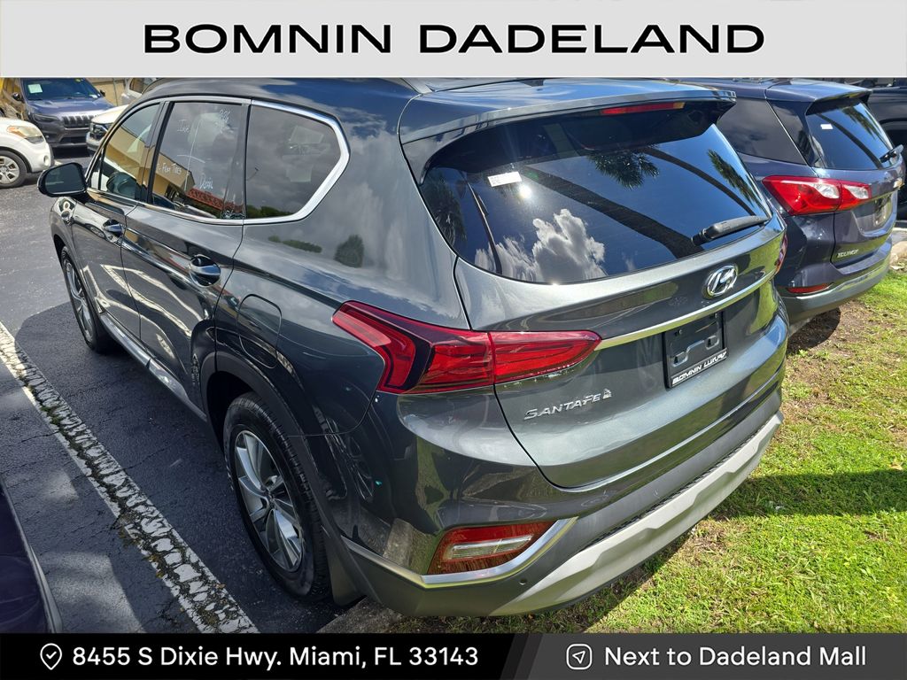 2020 Hyundai Santa Fe SEL photo 3