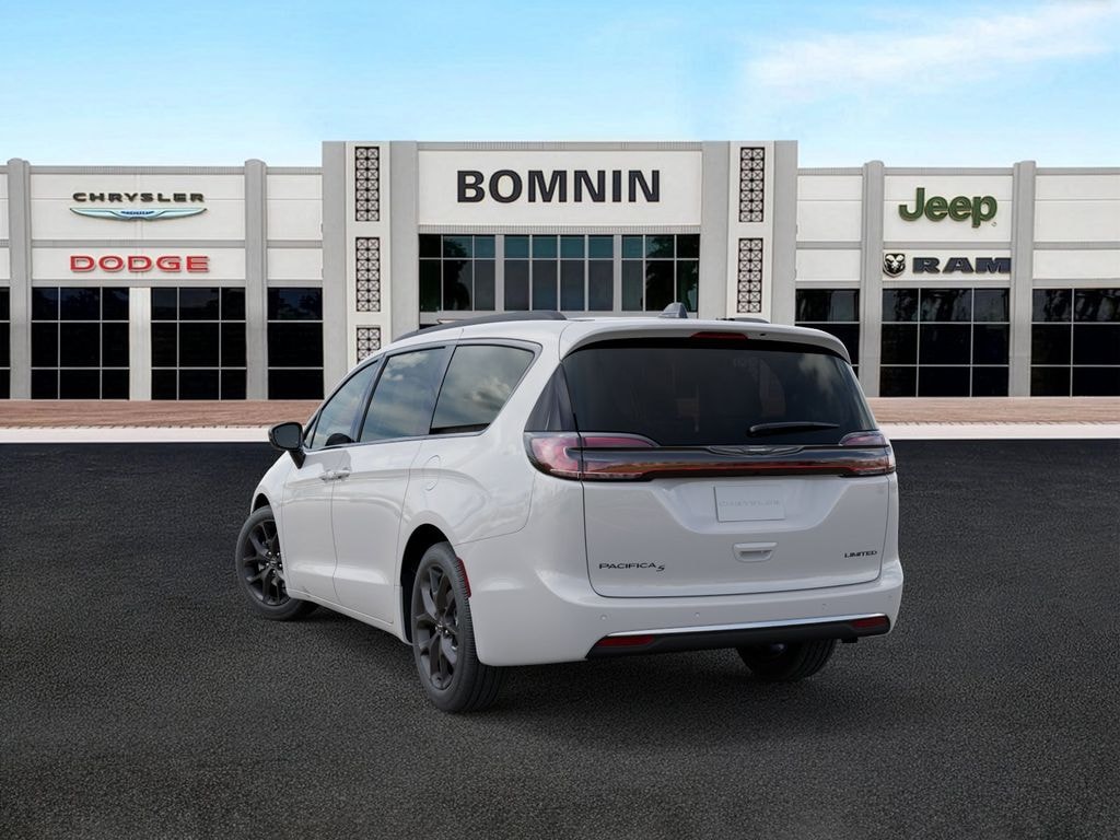 New 2026 Chrysler Pacifica Limited Passenger Van