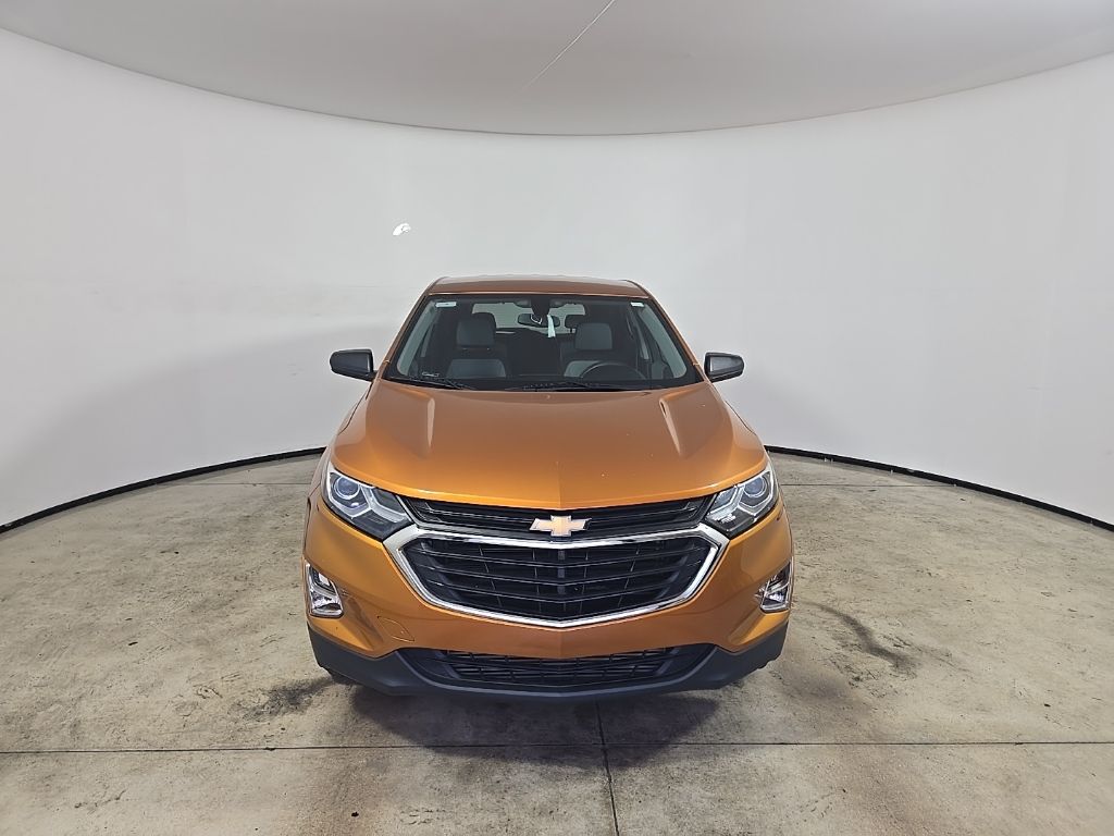 2018 Chevrolet Equinox LS photo 3