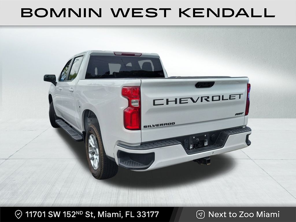 2023 Chevrolet Silverado 1500 RST photo 3