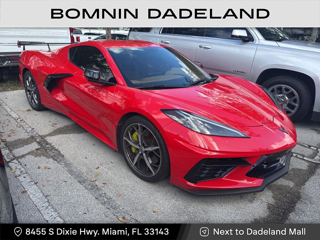 2021 Chevrolet Corvette Stingray 3LT photo 2