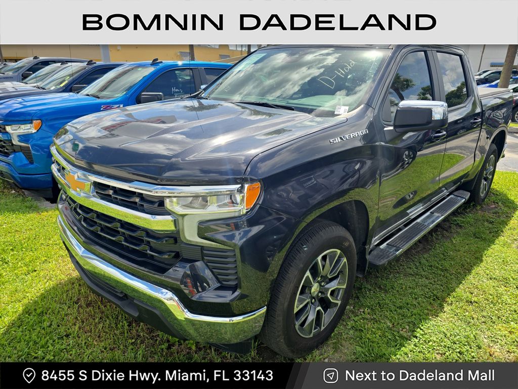 2024 Chevrolet Silverado 1500 LT photo 2