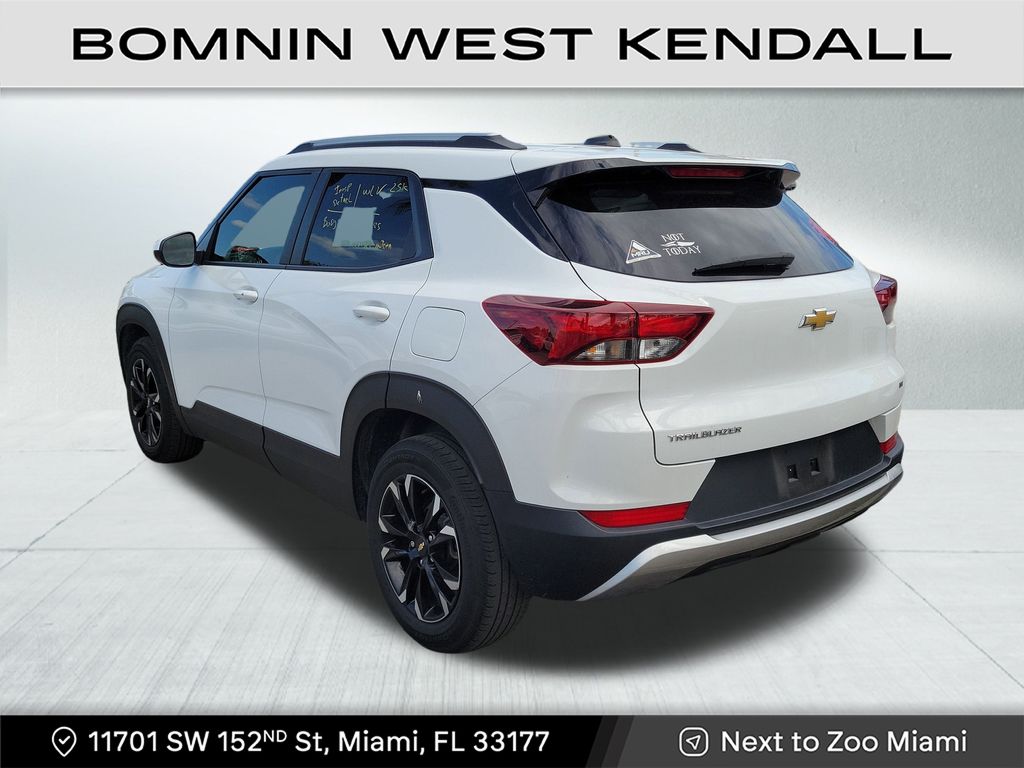 2022 Chevrolet Trailblazer LT photo 3