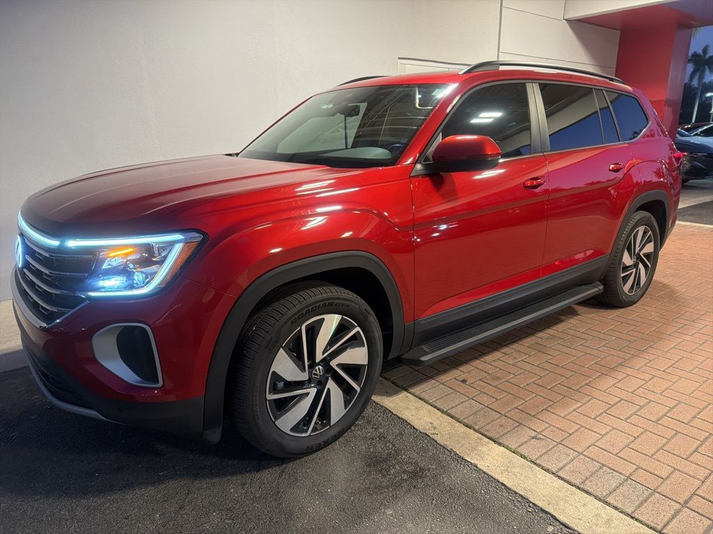 2024 Volkswagen Atlas SE w/Tech