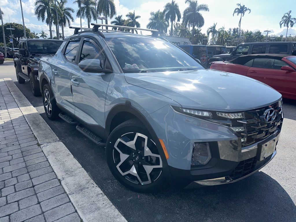 2022 Hyundai Santa Cruz Limited photo 2