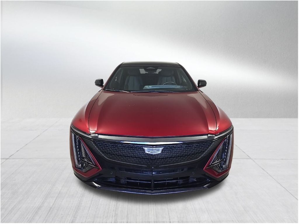 2024 Cadillac Lyriq Sport photo 3