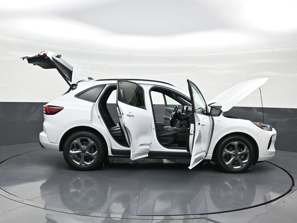 2023 Ford Escape ST-Line - Photo 32