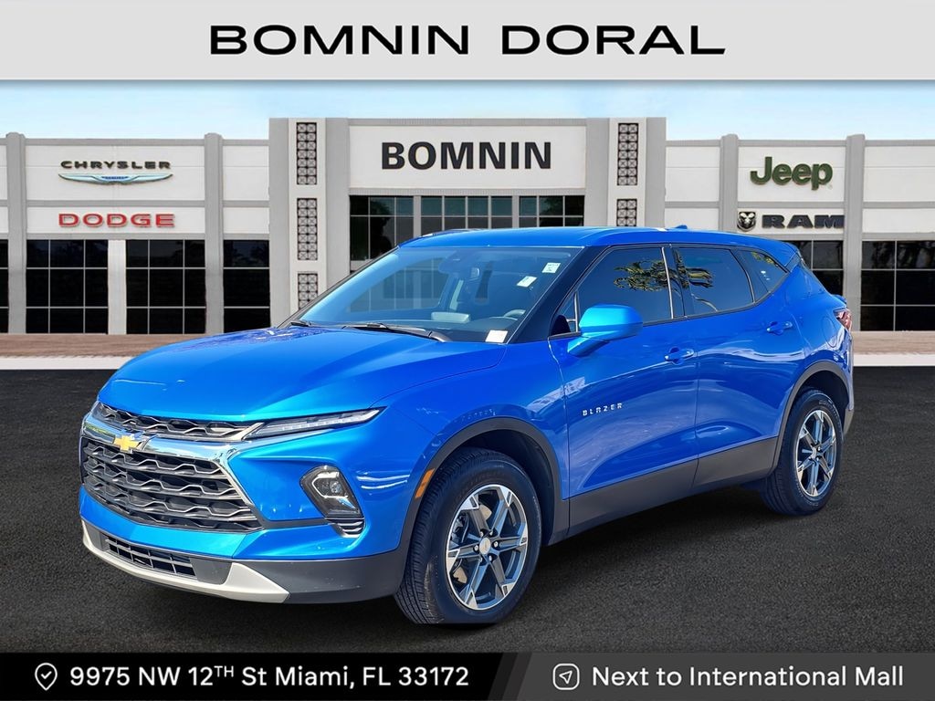 Used 2025 Chevrolet Blazer LT SUV