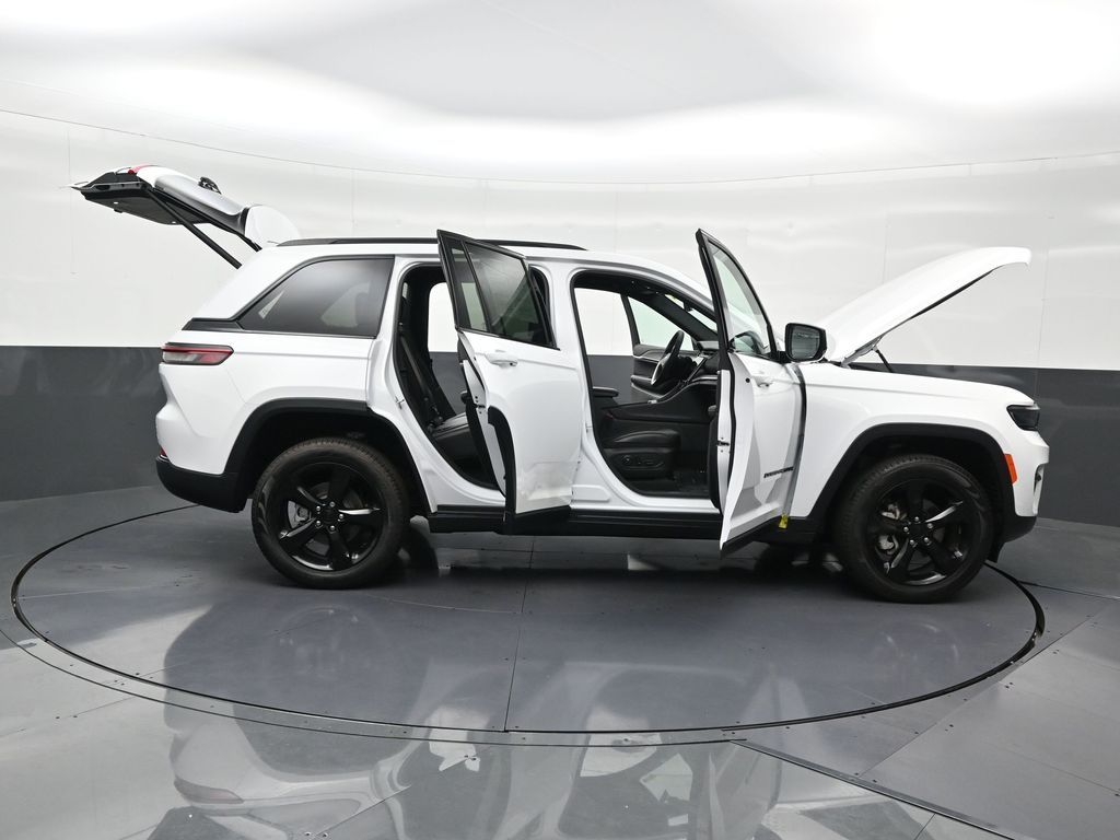 2025 Jeep Grand Cherokee Limited - Photo 32