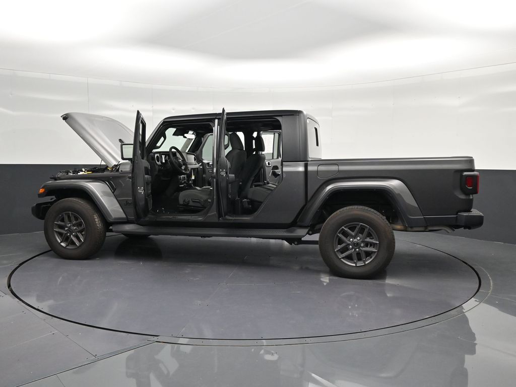 2025 Jeep Gladiator Sport S - Photo 37