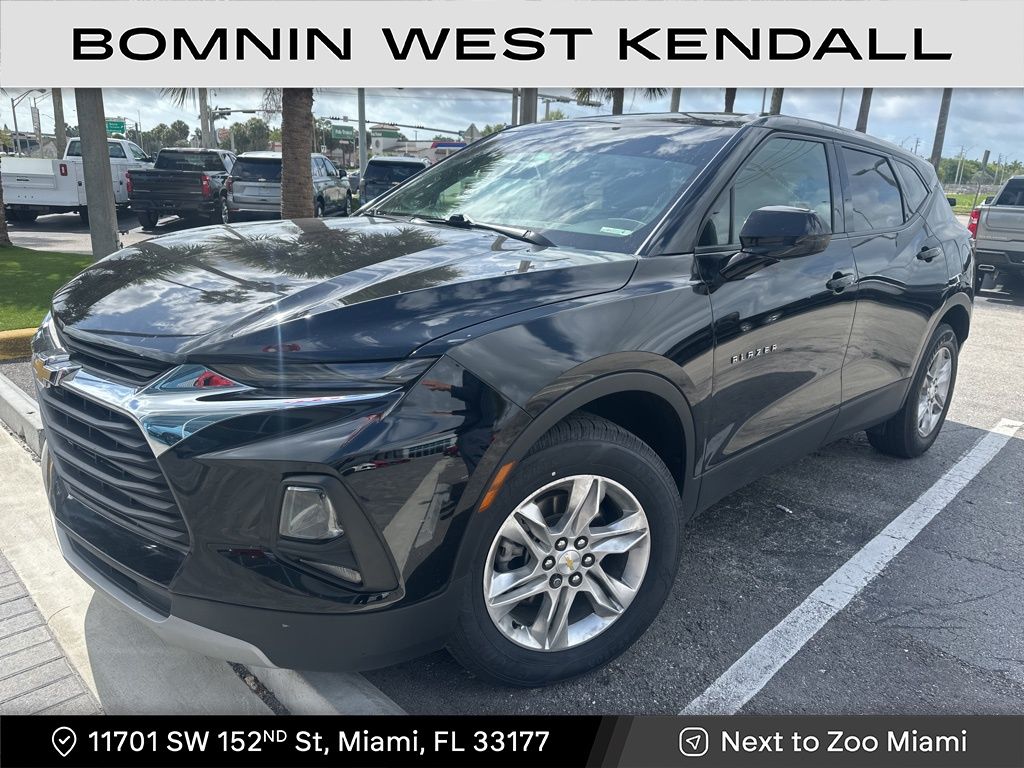 2022 Chevrolet Blazer 2LT photo 2