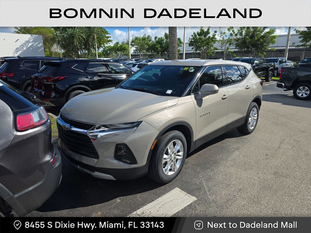 2021 Chevrolet Blazer 1LT photo 2