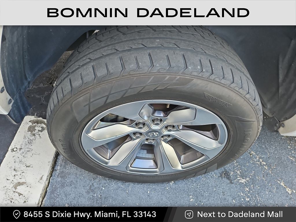 2019 Ram 1500 Limited photo 4