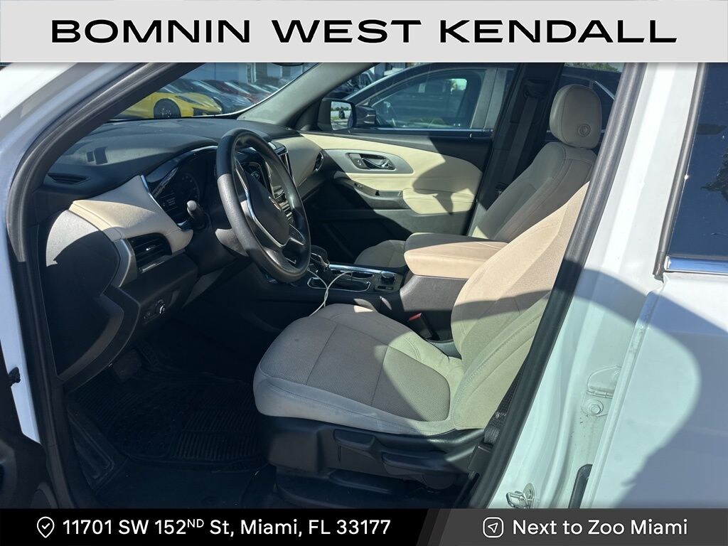 Used 2023 Chevrolet Traverse LS SUV