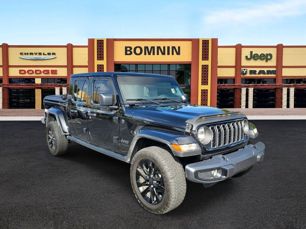 Used 2024 Jeep Gladiator Nighthawk with VIN 1C6HJTAG3RL125414 for sale in Miami, FL