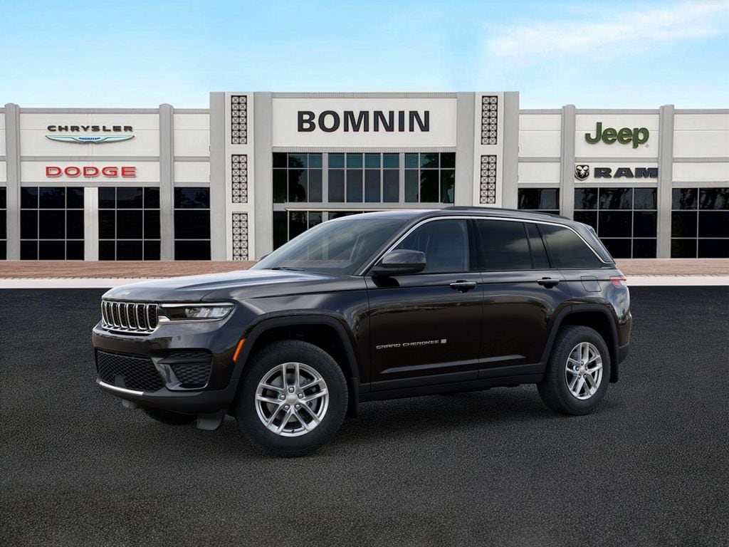 New 2025 Jeep Grand Cherokee Laredo X Sport Utility