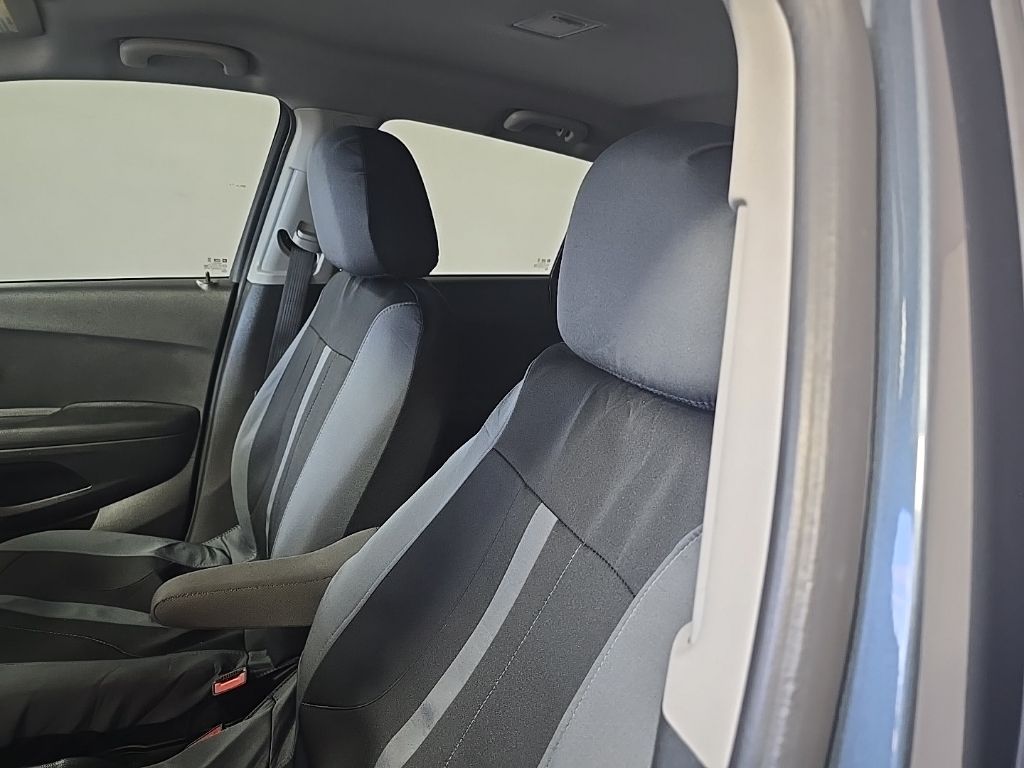 2022 Chevrolet Trax LS photo 14