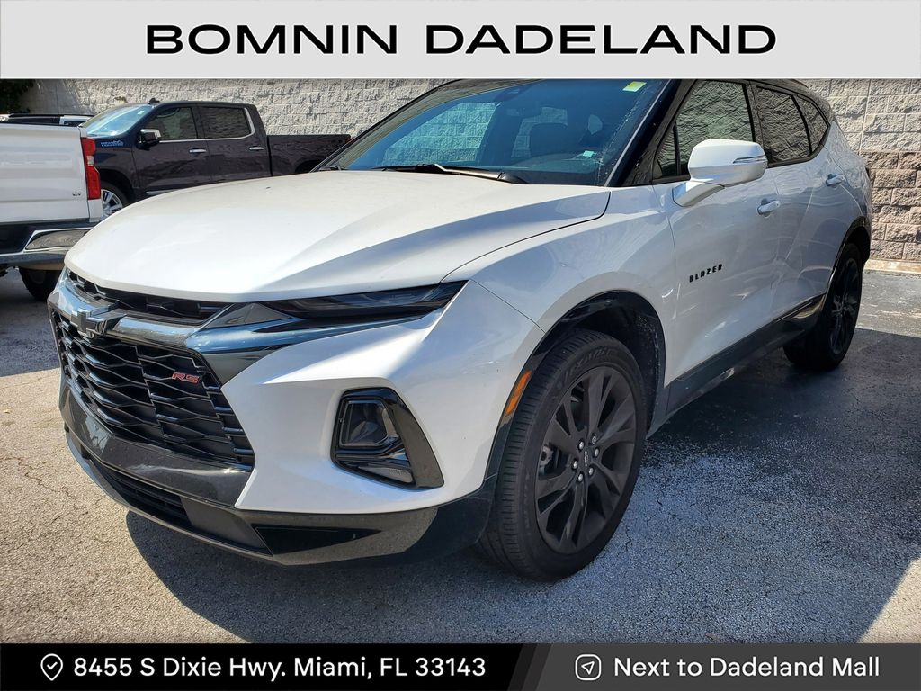 2022 Chevrolet Blazer RS photo 2