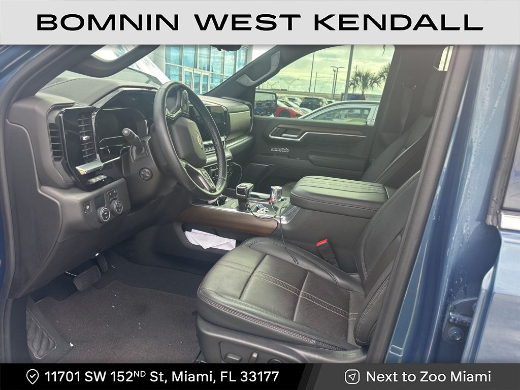 2024 Chevrolet Silverado 1500 High Country photo 4